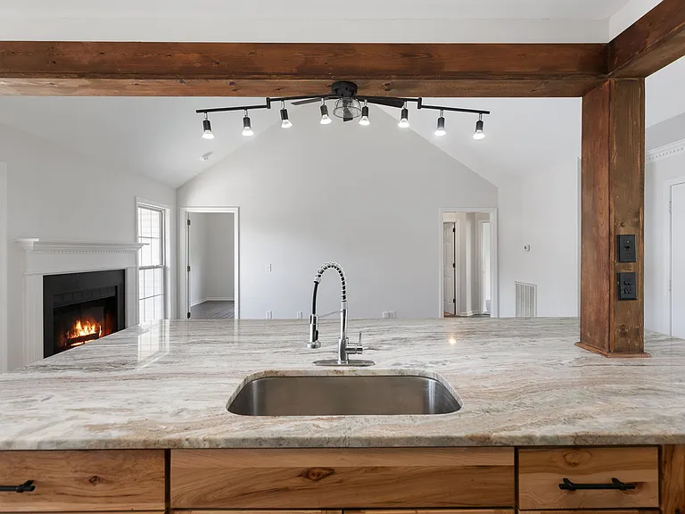 8001 Anna Ct — Photo 9