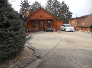 166 Foxhole Ln, Hollister, MO 65672