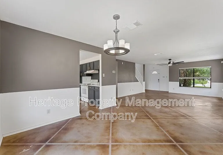 8038 Cantura Mls — Photo 10