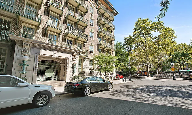 Sold by Corcoran | media 10