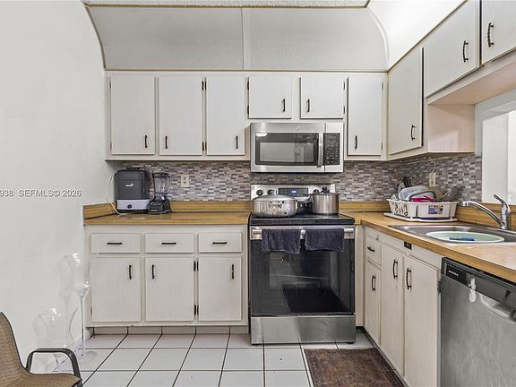 5th image of 1800 SW 81st Ave APT 1308