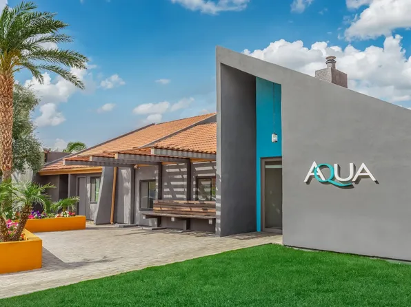 Aqua Apartments