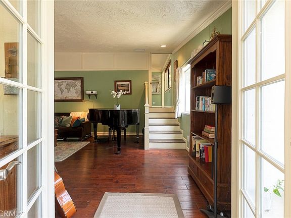 3rd image of 30162 Silverado Canyon Rd