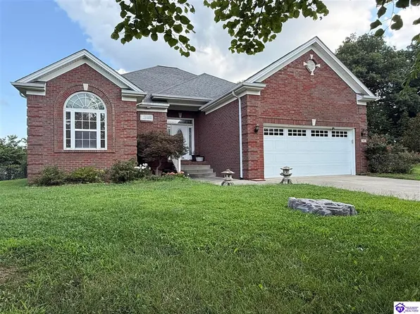 102 Burgundy Ct, Vine Grove, KY 40175
