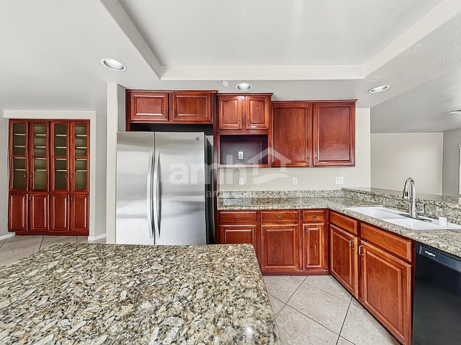 4 bed, 3.0 bath, 2645 sqft, $2,770 — Photo 3