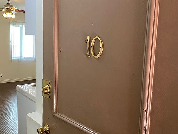 4th image of 3612 Keystone Ave APT 10