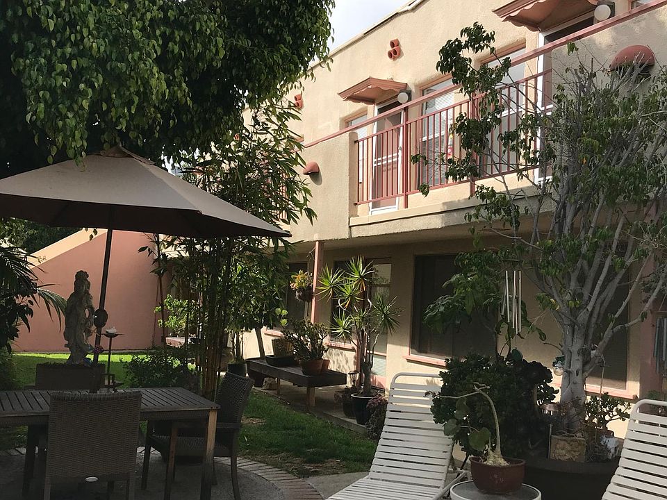 1st image of 909 California Ave