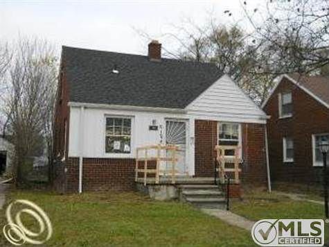 9124 Cloverlawn.jpg