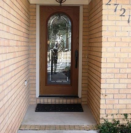 3rd image of 2721 Semoran Dr