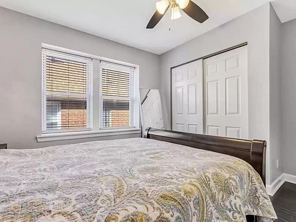 3rd image of 6463 Lloyd Ave