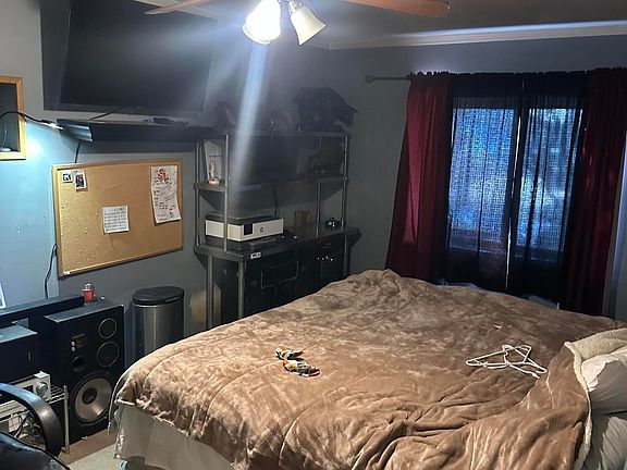 5th image of 328 Cardenas Dr NE
