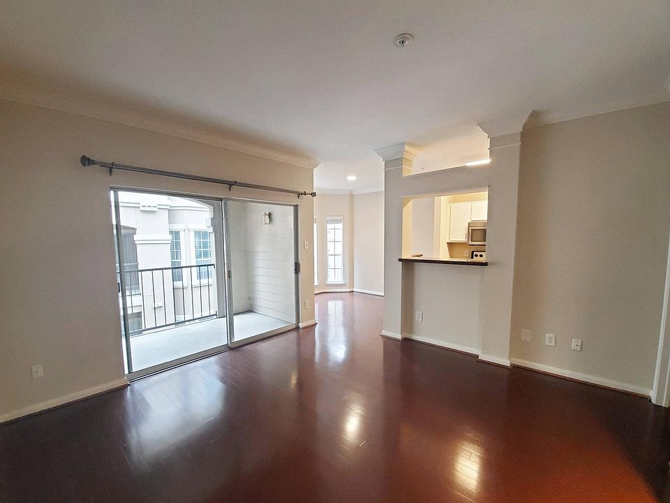 1st image of 3231 Allen Pkwy APT 6204