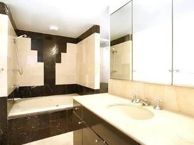 43 W 61st St #10F — Photo 9