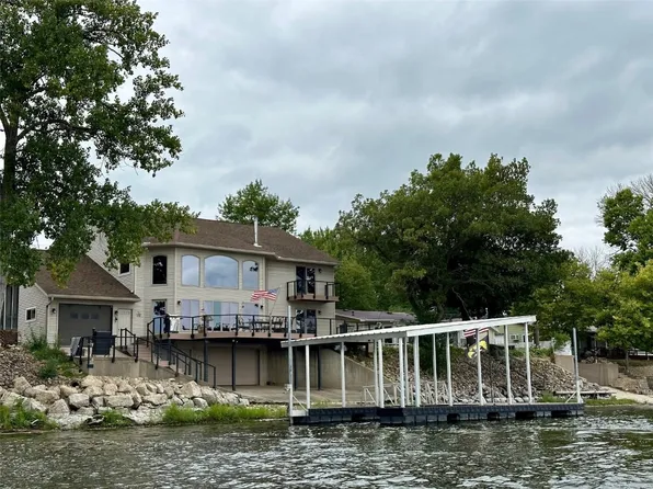 372 River View Rd, Guttenberg, IA 52052