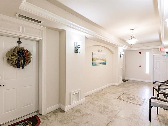 2nd image of 3964 Pomodoro CIR #301