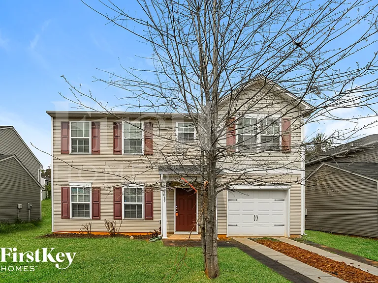 9017 Sharpes Cir — Photo 1