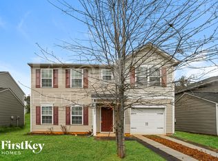 9017 Sharpes Circle, Charlotte, NC 28214