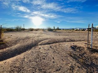 3953 N Mormon Flat Rd, Golden Valley, AZ 86413