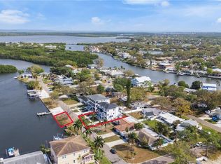 220 90TH AVENUE NE, ST PETERSBURG, FL 33702