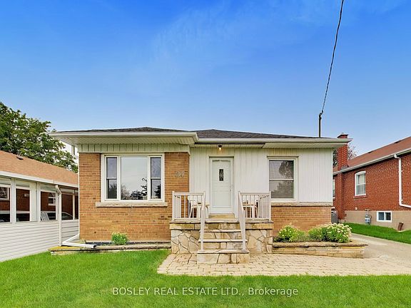 2nd image of 24 Tulip Dr
