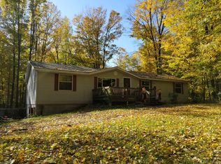 3649 Jefferson Rd, Pentwater, MI 49449