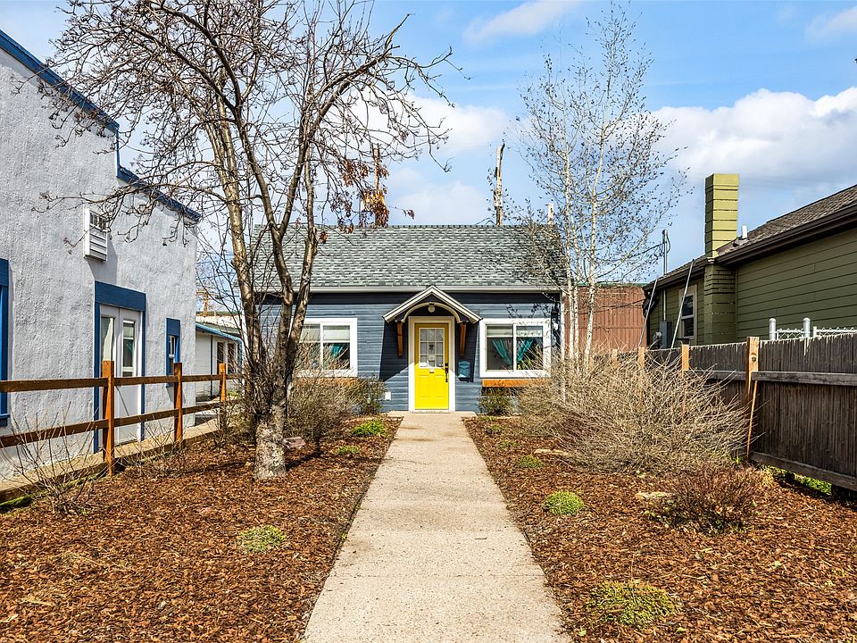 1st image of 107 3rd Ave E