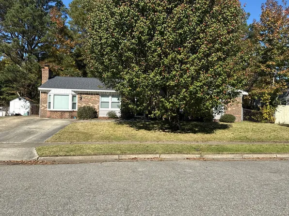 3120 Bangor Dr, Chesapeake, VA 23321