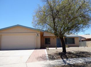 5990 S Blucher Dr, Tucson, AZ 85746