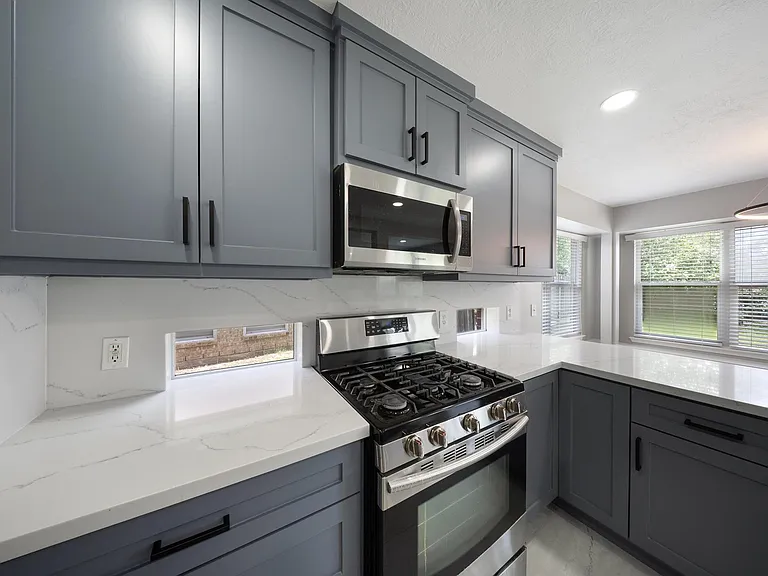 8311 Sierra Hill Ct — Photo 14