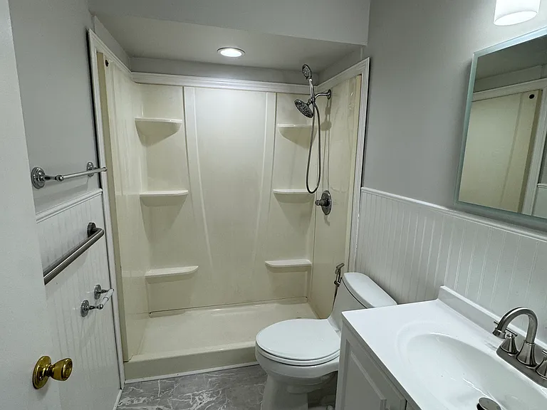5722 Centralia St — Photo 11