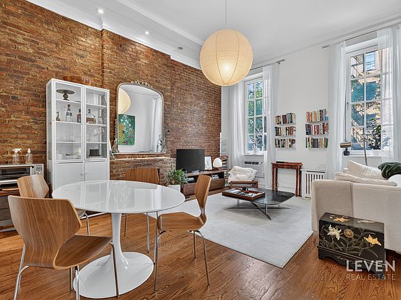 3rd image of 220 W 15th St APT 2A