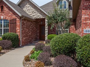 1003 NE Halifax Pl, Bentonville, AR 72712