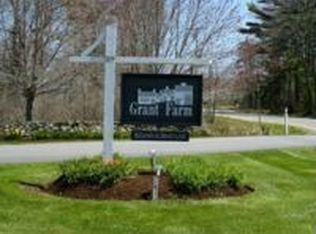 5 Benjamin Hubbard Ln, Kennebunk, ME 04043