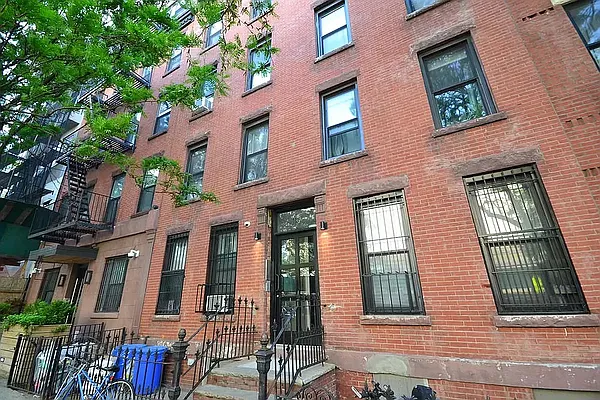 Rented by REAL New York | media 7