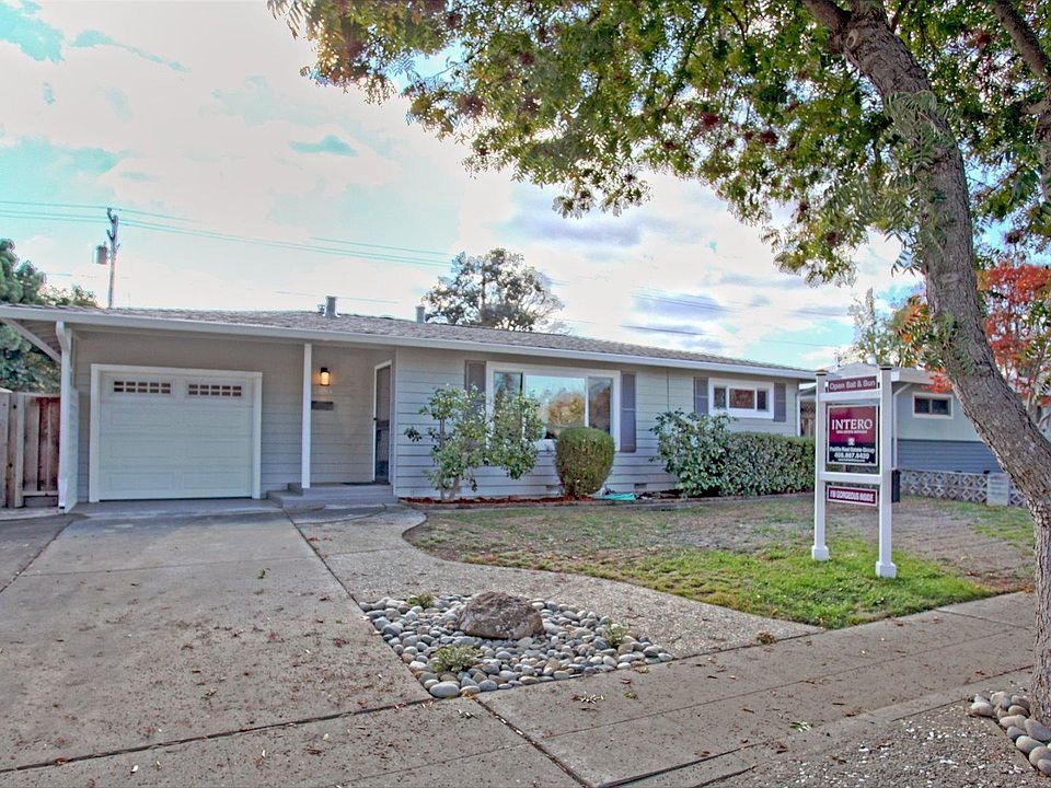 1st image of 1064 Lynn Way