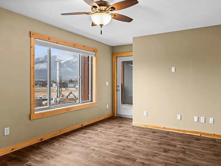 300 Palliser Ln #323 — Photo 18