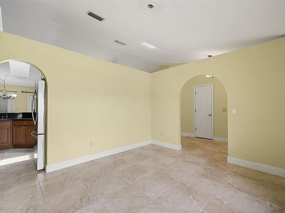 5th image of 2243 BANCROFT BOULEVARD