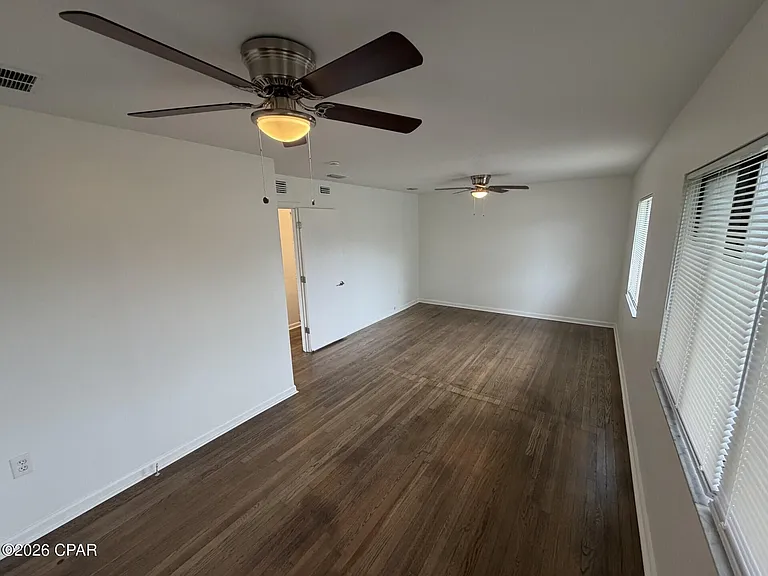 1107 Yale Ave — Photo 10