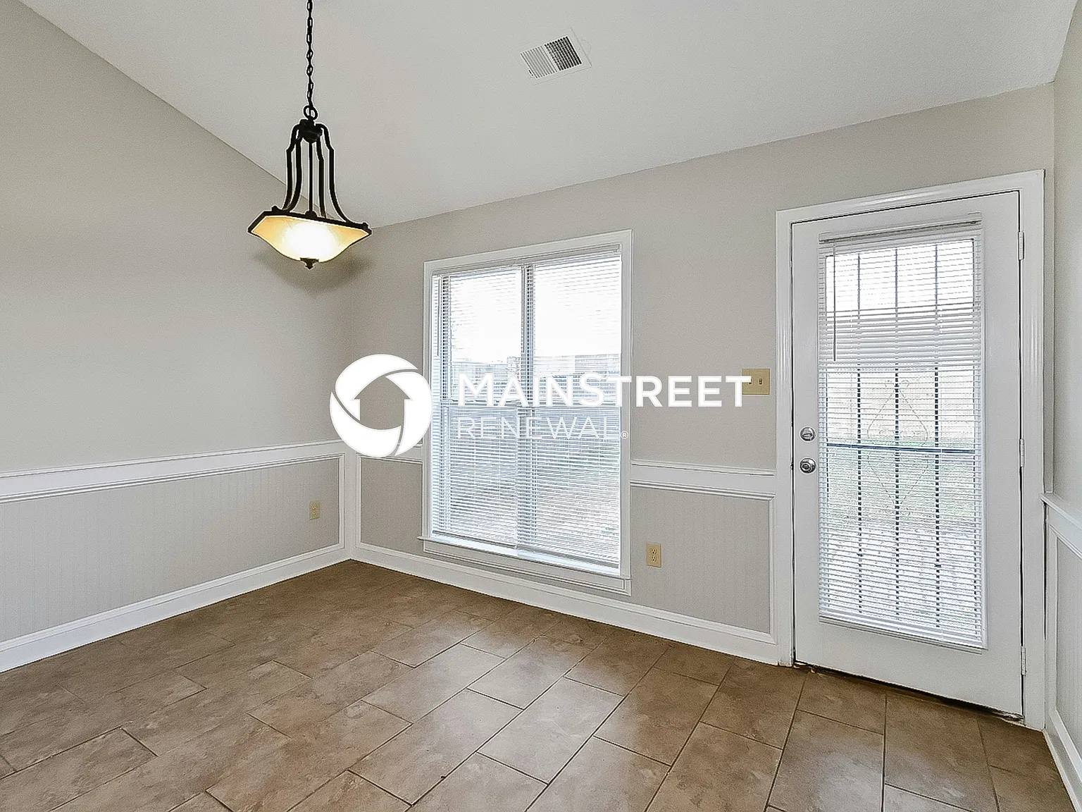 10343 Oak Leaf Dr — Photo 4