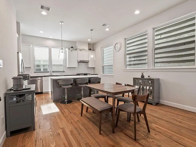 316 Jensen Dr — Photo 12