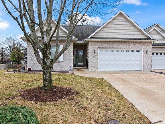 2nd image of 2216 Charlack Ave