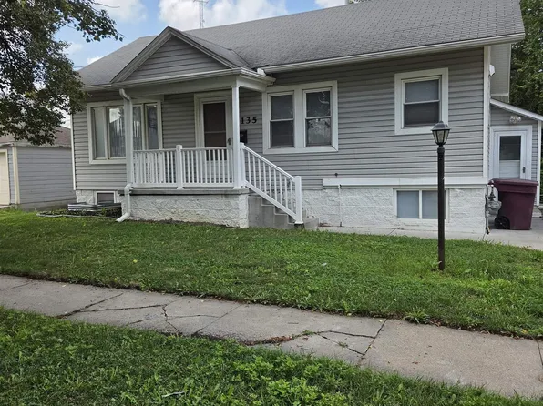 135 N 32nd St, Lincoln, NE 68503
