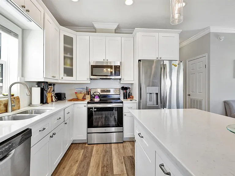 10701 S Ocean Dr — Photo 13