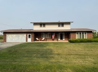 1645 Meadowview Ln, Wilmington, IL