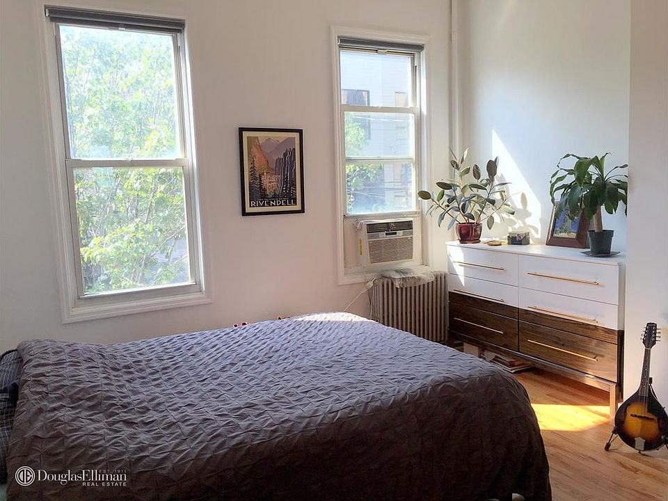 1st image of 417 Van Brunt St APT 2L
