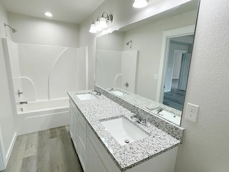 135 Brodys Way — Photo 9