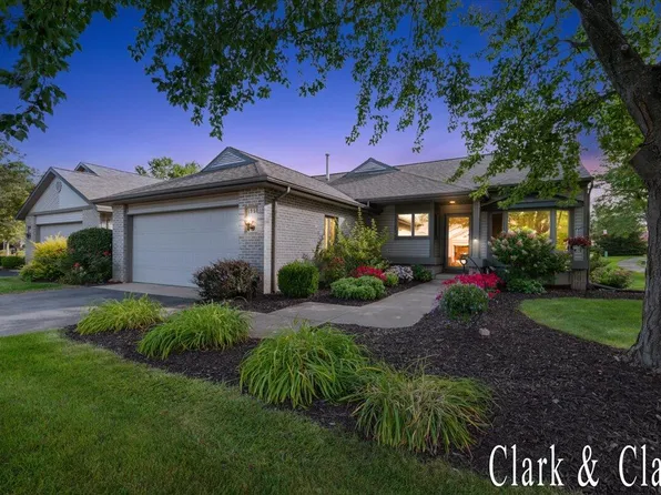 1950 Hidden Oak Ct SE, Kentwood, MI 49546