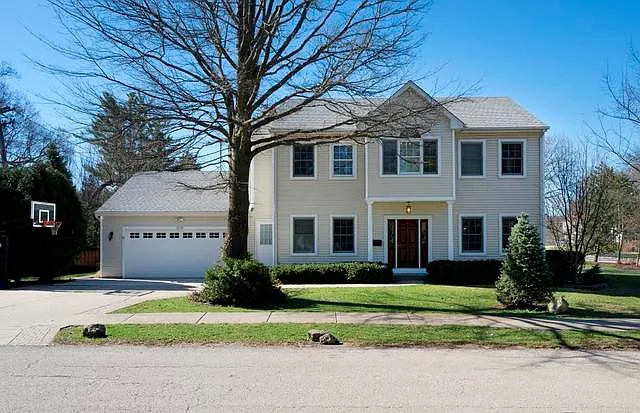 2339 Crabtree Ln photo 1