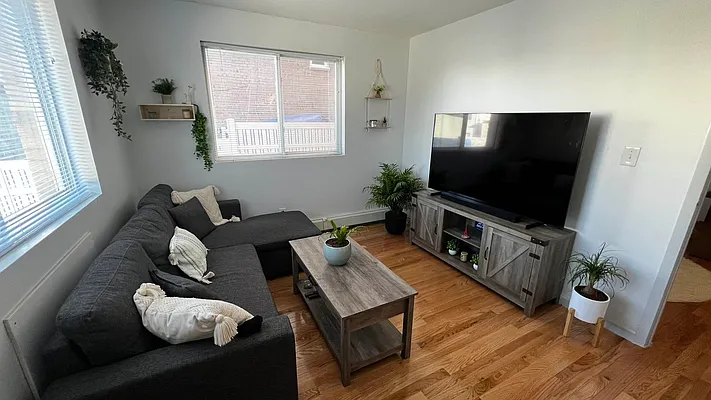 Rented by Voro New York | media 3