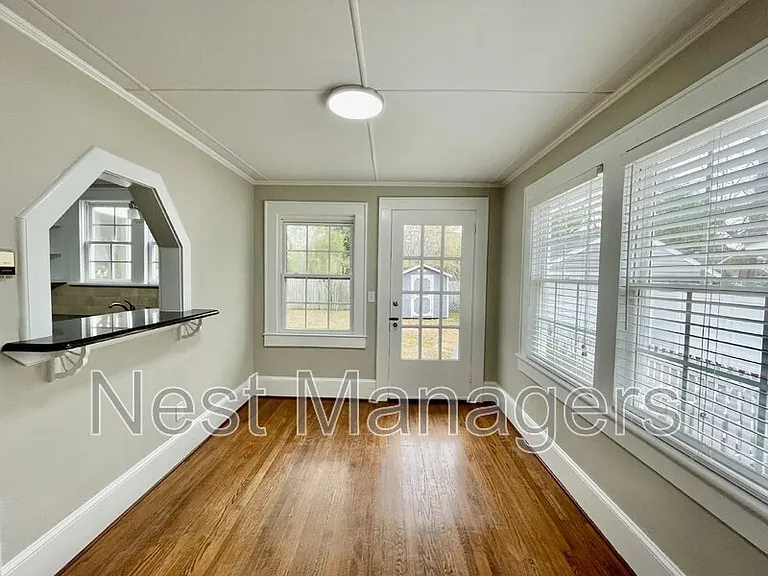 1312 Summitt Ave — Photo 17